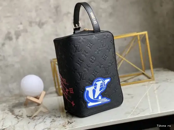 Affordable LVXNBA VUITTON LOUIS DOPP CLOAKROOM KIT 0707